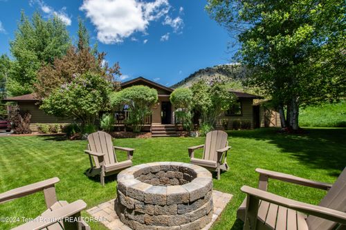 1010 W Brahma Dr, Jackson, WY, 83001-9244 | Card Image