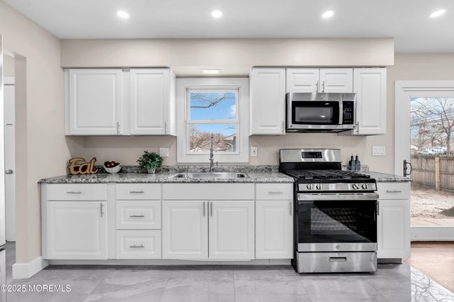 245 Hemlock Ln, House other with 3 bedrooms, 2 bathrooms and null parking in Forked River NJ | Image 14
