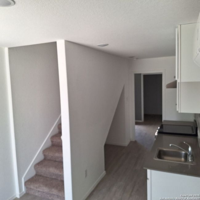 7808 Elm Run, House other with 2 bedrooms, 2 bathrooms and null parking in San Antonio TX | Image 12
