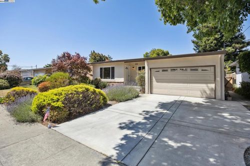 19335 Waverly Ave, San Lorenzo, CA, 94541-2333 | Card Image
