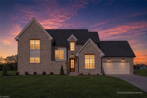 128 Orchard St, Mocksville, NC, 27028-6784 | Card Image