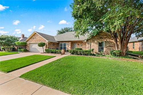 1205 Brookshire Dr, Bedford, TX, 76021-2447 | Card Image