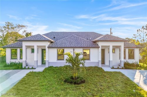 2064 55th Ter Sw, NAPLES, FL, 34116-5465 | Card Image