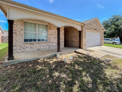 9013 Sagebrush Trl, Cross Roads, TX, 76227-3824 | Card Image