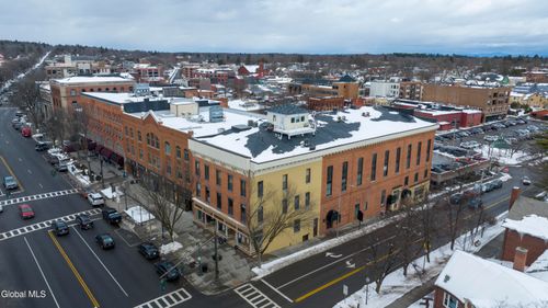 201-1 Spring St, Saratoga Springs, NY, 12866-3289 | Card Image