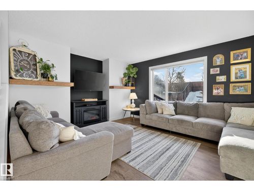 6103 Sunbrook Landing, Sherwood Park, AB, T8H0J7 | Card Image