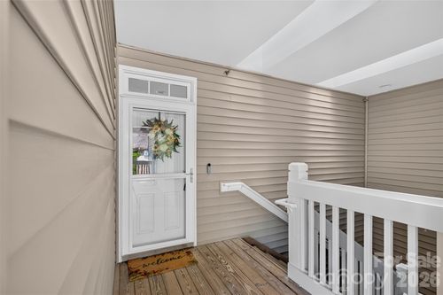 8955 Rosalyn Glen Rd, Cornelius, NC, 28031-8075 | Card Image