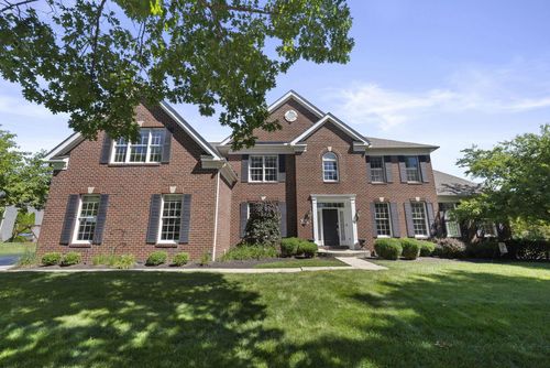 4862 Vista Ridge Dr, Dublin, OH, 43017-8642 | Card Image