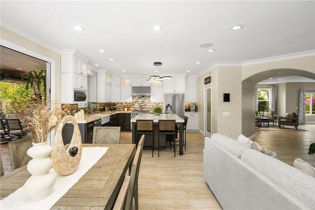 10 Encinal, House other with 5 bedrooms, 6 bathrooms and 6 parking in Foothill Ranch CA | Image 22