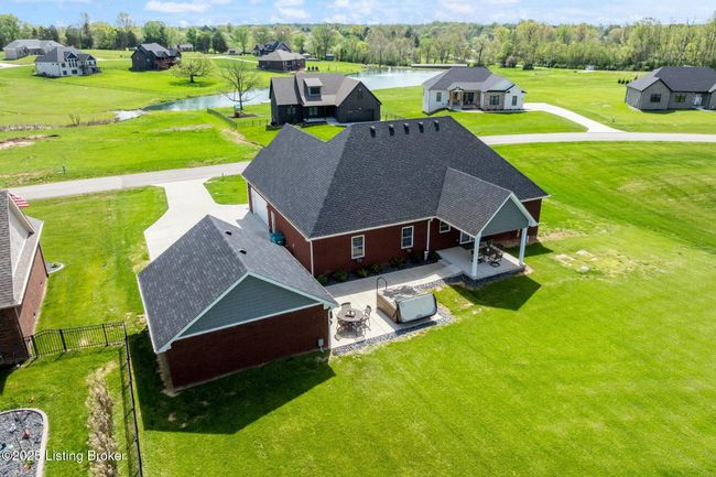 240 Brennan Ct, House other with 3 bedrooms, 2 bathrooms and null parking in Shepherdsville KY | Image 22