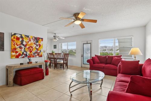 1074-1074 Oakridge F, Deerfield Beach, FL, 33442-1962 | Card Image