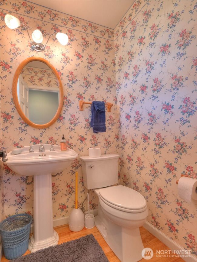 23206 Se 448 Th St, Home with 3 bedrooms, 3 bathrooms and 8 parking in Enumclaw WA | Image 9