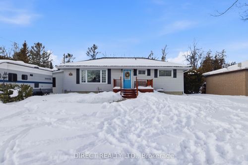 686 Trenton Frankford Rd, Trenton, ON, K8V5P6 | Card Image