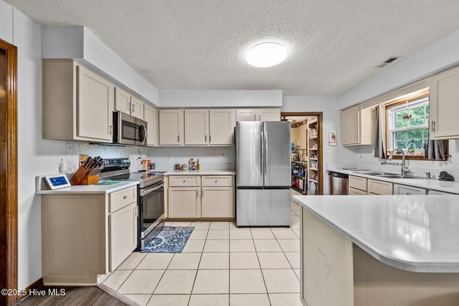New Jacksonville NC Listing - 602 Wolverine Place, Jacksonville, NC 28546 | Image 12