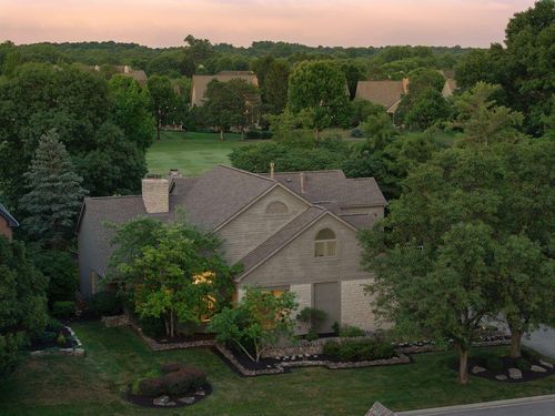 8028 Holyrood Ct, Dublin, OH, 43017-9700 | Card Image