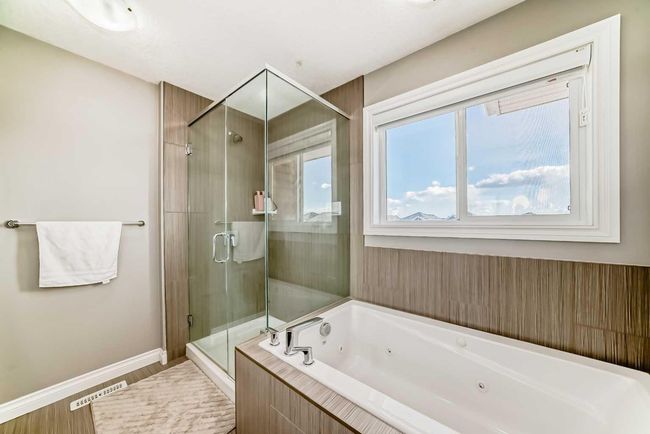 110 Red Sky Green Ne, House other with 6 bedrooms, 5 bathrooms and 4 parking in Calgary AB | Image 19
