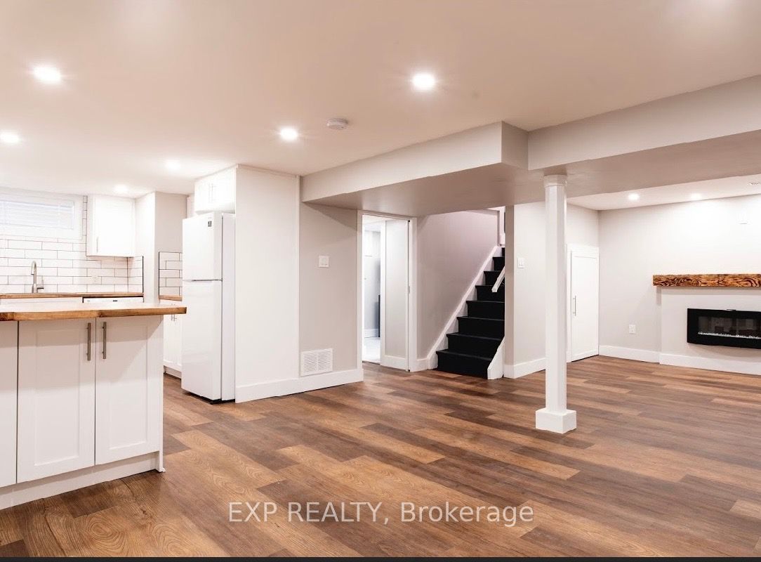 Residential Lease in Hamilton