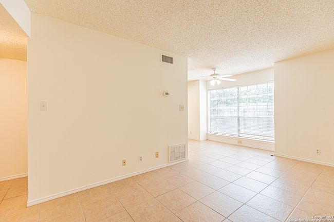 10563 Starcrest Dr, Home with 2 bedrooms, 1 bathrooms and null parking in San Antonio TX | Image 8