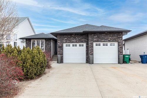 271 Blue Sage Dr, Moose Jaw, SK, S6J1N5 | Card Image
