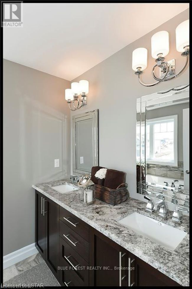 68 5 Stakes St, House other with 4 bedrooms, 3 bathrooms and 7 parking in St Thomas ON | Image 12