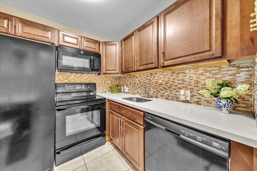 129 Suffolk D, Boca Raton, FL, 33434-4910 | Card Image