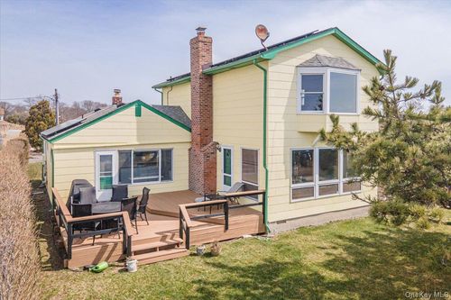 2 Shore Rd, E Patchogue, NY, 11772 | Card Image