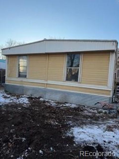 327 Cherry St, Lochbuie, CO, 80603-6401 | Card Image