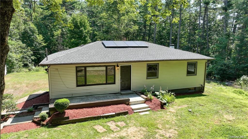 Foss Ln, Huguenot, NY 12746
