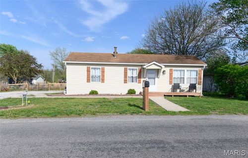 4500 Lake Dr, Granite City, IL, 62040-3041 | Card Image