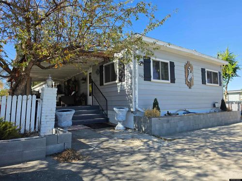 806 2nd Ave West Street, Rock Springs, WY, 82901-7685 | Card Image