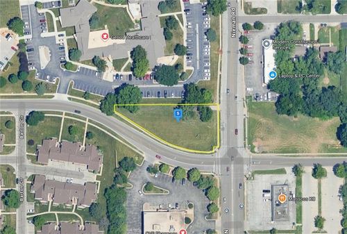 111000 W 65th Dr, Shawnee, KS, 66203 | Card Image