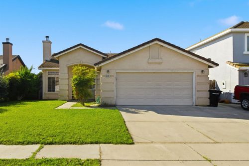 940 Allacante Dr, Ceres, CA, 95307-7309 | Card Image