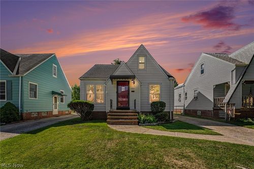 6607 Kenneth Ave, Parma, OH, 44129-2932 | Card Image