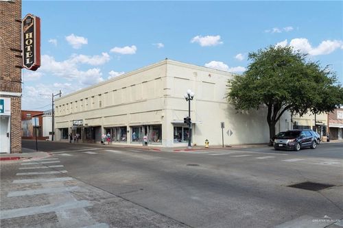 406 E 12th St, Brownsville, TX, 78520-5016 | Card Image