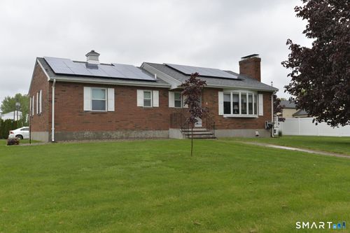 8 Dean Dr, Newington, CT, 06111-4311 | Card Image