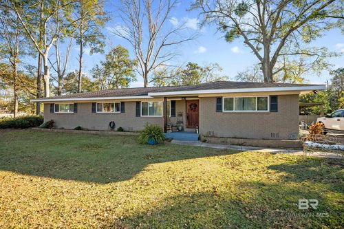 401 W Myrtle Ave, Foley, AL, 36535-1940 | Card Image