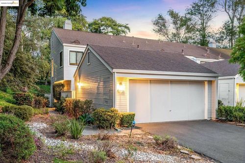 3422 Sunleaf Way, San Pablo, CA, 94806-1939 | Card Image