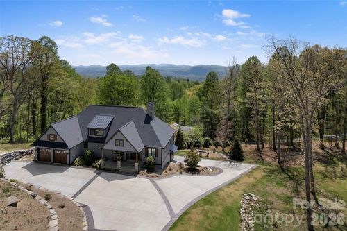 231 Tower Cir, Laurel Park, NC, 28739-7910 | Card Image