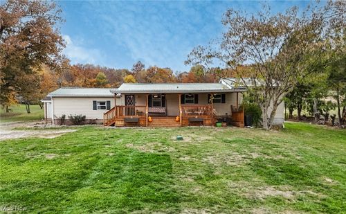5057 Buchanan Rd, Waterford, OH, 45786-6075 | Card Image