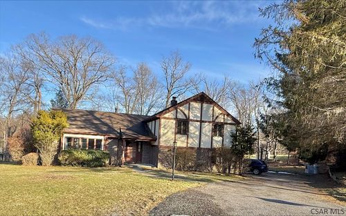 907 Parkview Dr, Johnstown, PA, 15905-1741 | Card Image