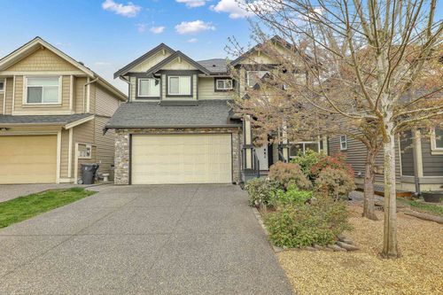 20951 80b Ave, Langley, BC, V2Y0R2 | Card Image