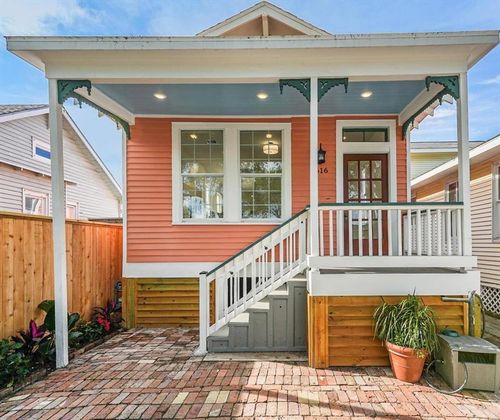 3616 Avenue P 1/2, Galveston, TX, 77550-7556 | Card Image