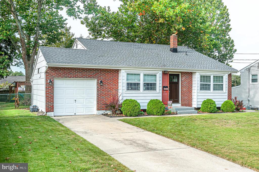 Woodbrook Rd, Blackwood, NJ 08012