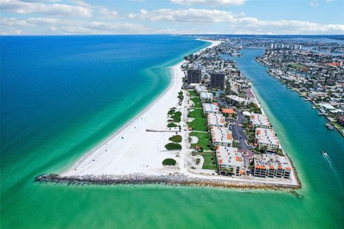 apt-302-7564 Bayshore Dr, TREASURE ISLAND, FL, 33706-3573 | Card Image