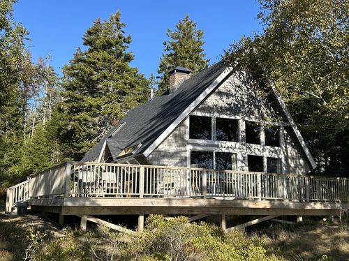 180 Red Point Road, Swans Island, ME, 04685 | Card Image