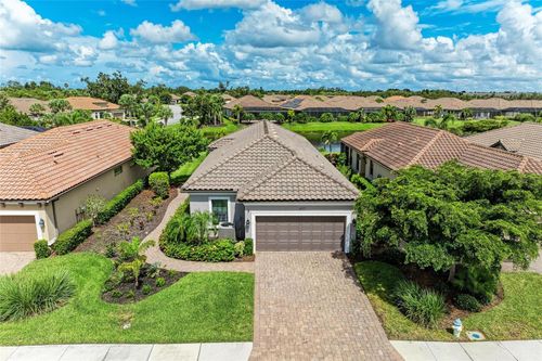 8737 Bellussi Dr, Sarasota, FL, 34238-3211 | Card Image