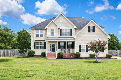 10484 Sylvia Cir, Windsor, VA, 23487-5338 | Card Image