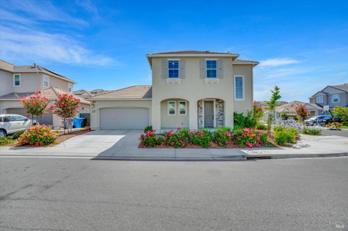 567 Datura Drive, Vacaville, CA, 95687 | Card Image