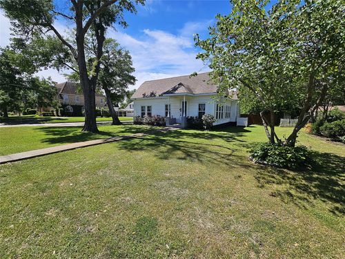508 S Ross Ave, Mexia, TX, 76667-3457 | Card Image