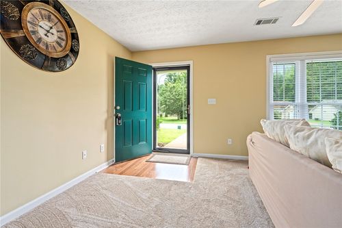 2113 Cobblestone Dr, OPELIKA, AL, 36804-0582 | Card Image